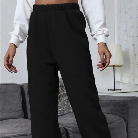 black sweatpants - Picture 4 of 4